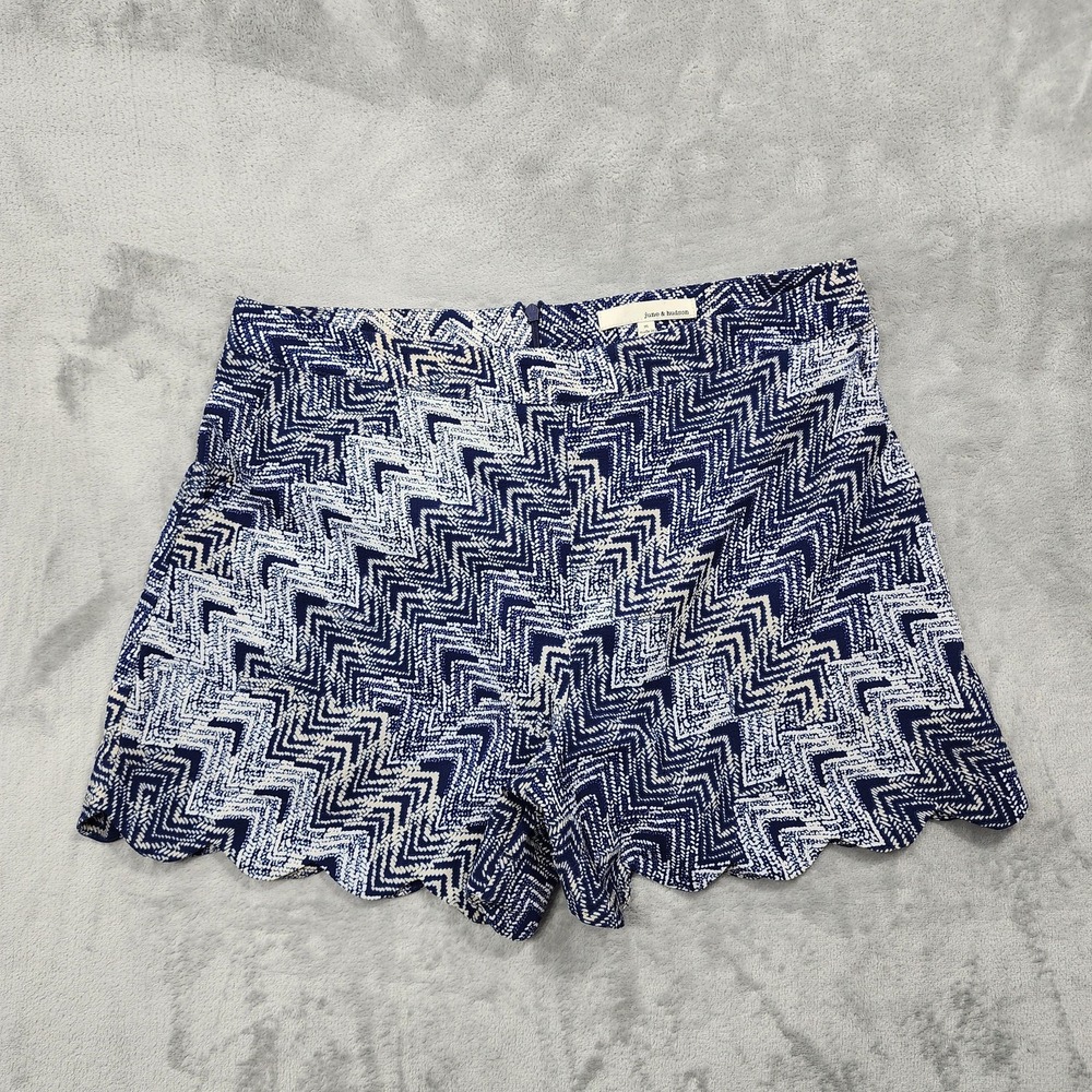 June‎ & Hudson Shorts Womens M Blue Chevron Scallop Hem Chino Back Zip Casual